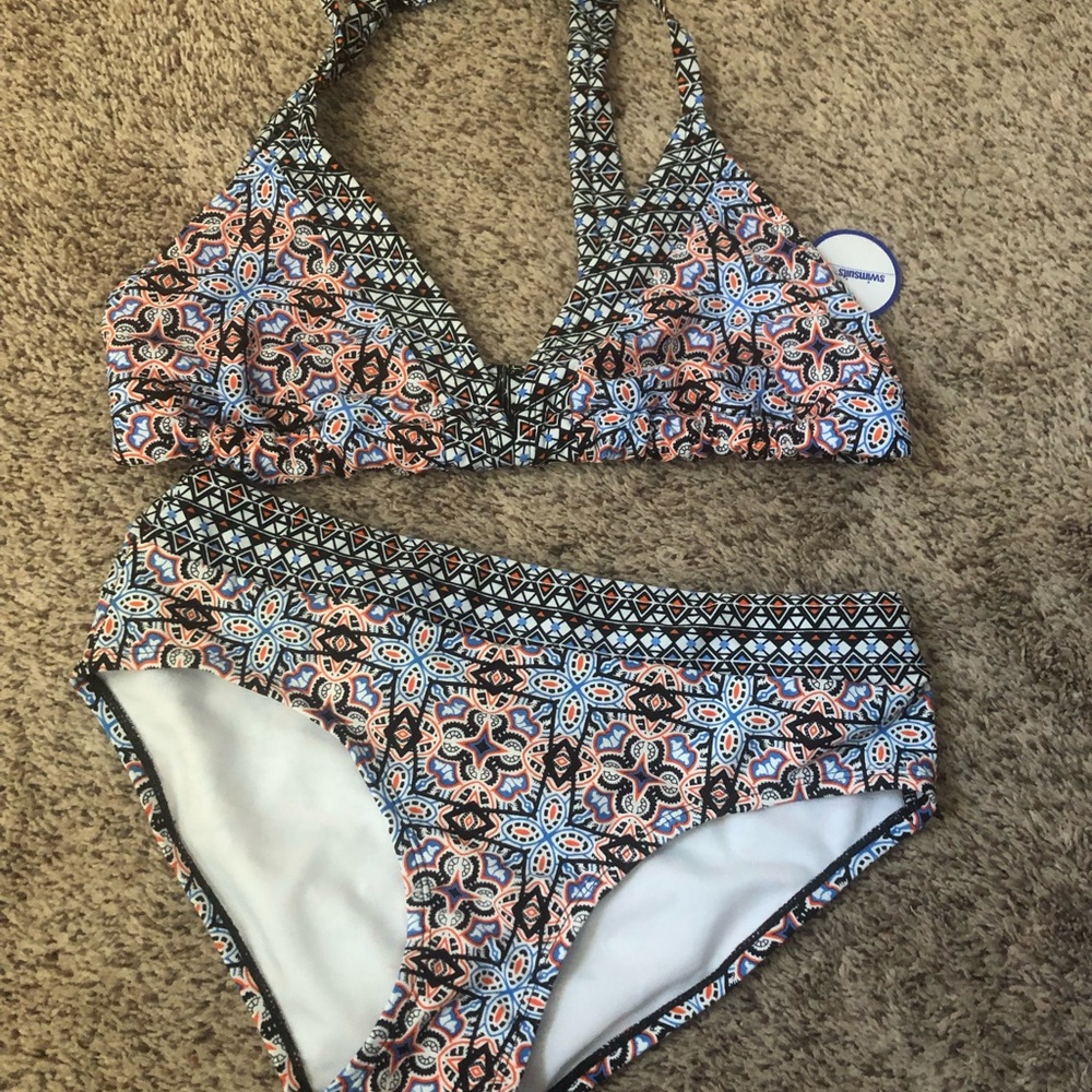 NWT Swimsuits for All swimsuit- top sz 12, bottoms sz 6